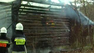 preview picture of video 'dogaszanie stodoły huta komorowska obok lhs  DSCN2196'