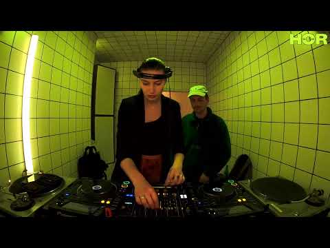 Quest - Cyan85 B2B DJ MELL G / November 26 / 4pm-5pm