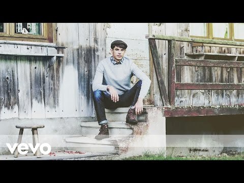 Lilian Renaud - Si Tu Cherches De L'Or (video lyrics)