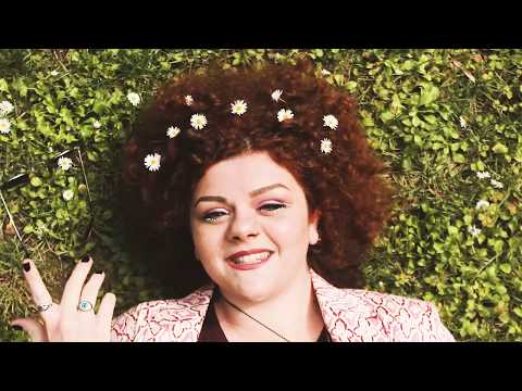 Debora Pagano - A Maggio ( Official Video )