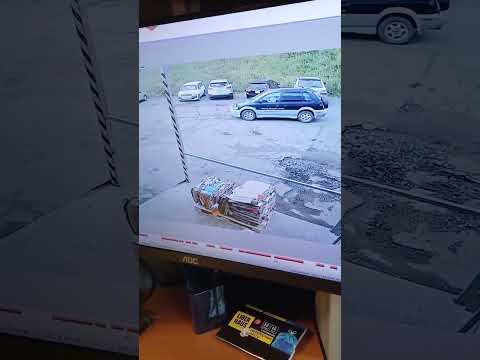 данное авто совершил ДТП во дворе дома 50 лет ВЛКСМ 30 Усть-Илимск
