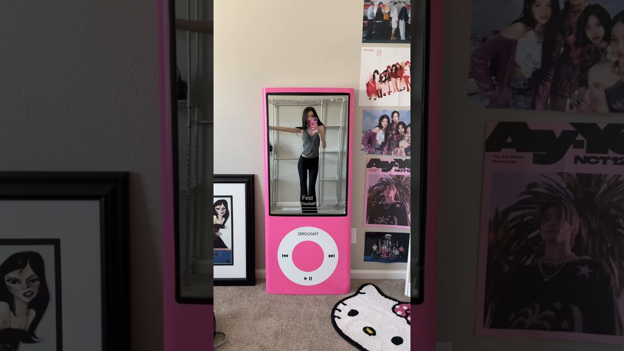 iPod Mirror?!?!! 💖💖💖 #ipod #y2k #mirror #roomdecor #aethetic #hotpink #2000s #nostalgia
