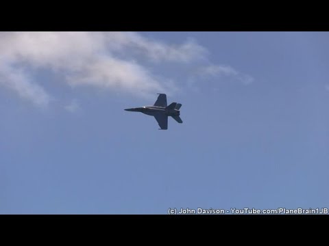 2016 Atlantic City Airshow - US Navy F-18F Super Hornet Demo