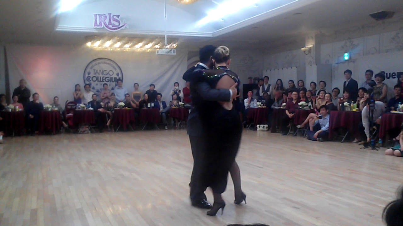 [Alberto Castillo - El Gatito En El Tejado] Jose Luis Salvo & Carla Rossi