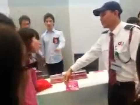 港女發狂攬 Soler 