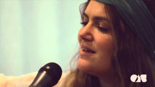 Angus &amp; Julia Stone - You&#39;re the One That I Want | Live at OnAirstreaming