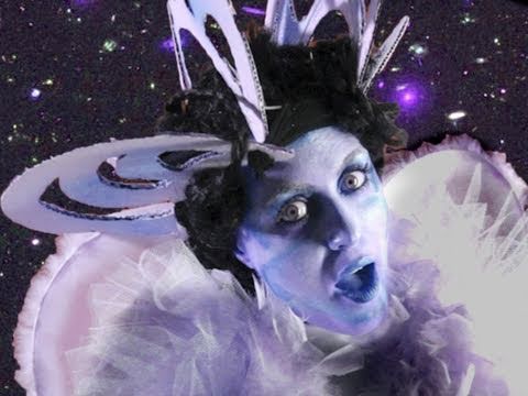 Katy Perry - E.T. ft. Kanye West PARODY! Key Of Awesome #41!