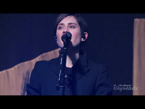 6/23 Tegan & Sara - Sara Fights a Bouncer @ Moore Theatre, Seattle, WA 10/27/17