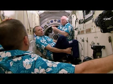 Expedition 56 Crew Greeting