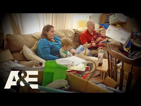 Hoarders: Neighbor THREATENS Couple with Child Protective Services if Home Isn't Cleaned | A&E