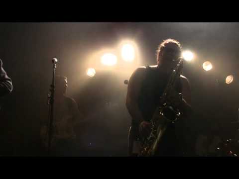 ALF (et les dindons) live 2011 - ETRANGE  (en HD)
