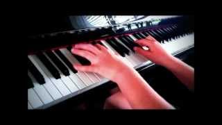 Machine Gun Kelly - Invincible Ft. Ester Dean Piano cover by Sanderpiano1