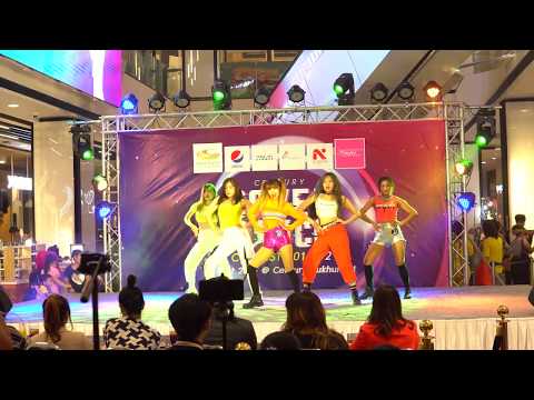 191013 (4K) Itzel cover ITZY - Intro & ICY @ Century Cover Dance 2019 #2