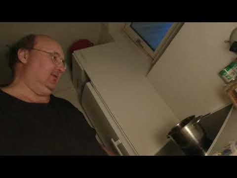 MongoTV_7266 - Mongo Madskole - RAVIOLI De Luxe Med PØLSE og OST og Tomat