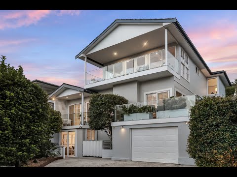 50 Bellevue Parade, North Curl Curl, NSW 2099, 4 chambres, 2 salles de bain, House