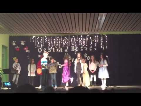 Božićna priredba OŠ Stanovi 2015