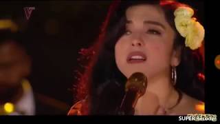 Mon Laferte canta  &quot;Funeral / Amarrame &quot; ( La Voz Mexico 2018 )