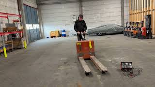 BT 2000 E/10 electric pallet truck | Image 4 - Machineryline