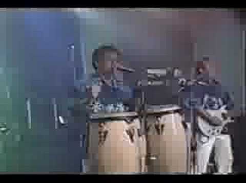 Acapulco Tropical - La novia Fea