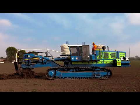 AGRO+ - (Irrigazione con pivot - drenaggio agricolo con macchina posadreni Interdrain)