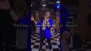 Download lagu 16 baris - Sophia Liana mp3