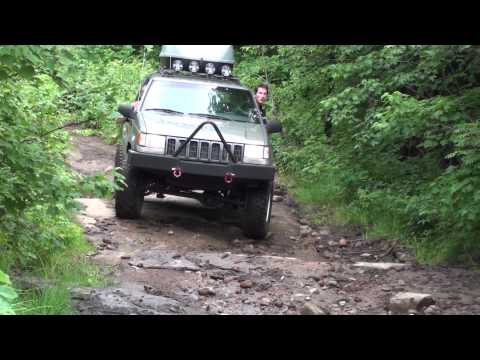 Jeep Cherokee, Belvedere 2010, offroad 4x4 trail Video