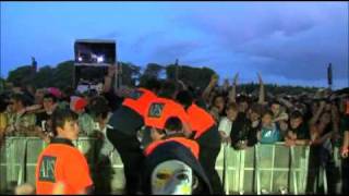 The Prodigy -  Run With The Wolves (Live '09)