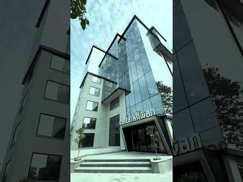 Not your average 9-5! 💥