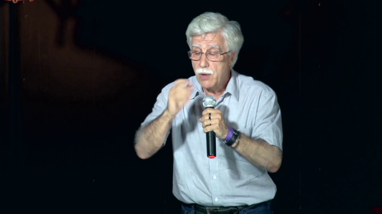 Novas construções sociais de aprendizagem | José Pacheco | TEDxPetrópolis