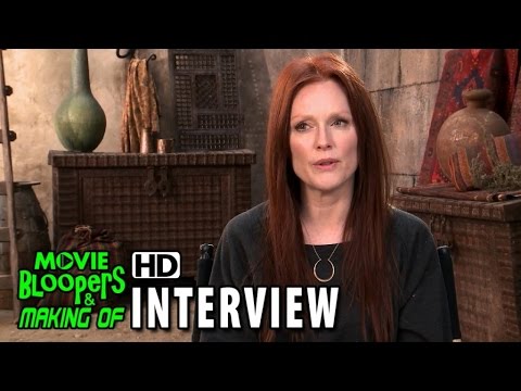 Seventh Son (2015) Behind the Scenes Movie Interview - Julianne Moore (Mother Malkin)