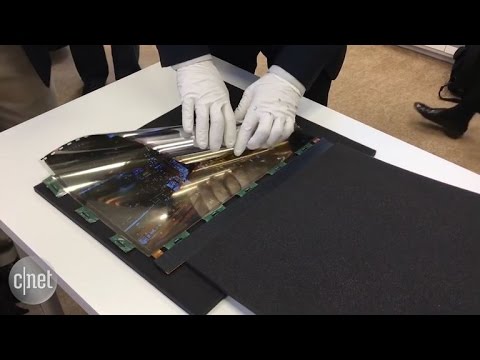 Future iPhone, Pixel phones could be foldable (CNET News)