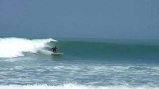 preview picture of video 'SURFING IN PERU DECEMBER 2009'