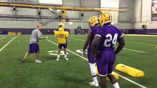 LSU DC Dave Aranda works with LBs on footwork, angles