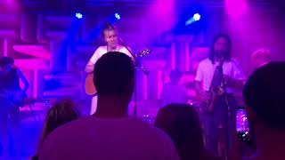 Alex Cameron - Stranger&#39;s Kiss (Live)