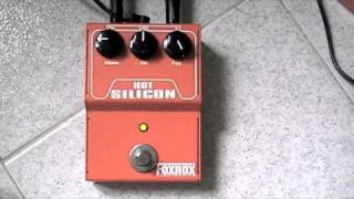 Video thumbnail for FoxRox Hot Silicon Fuzz by Andrea Maria Corrado