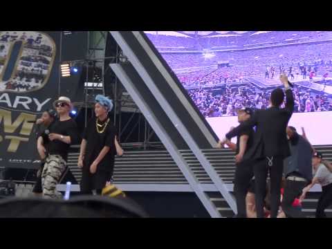 Dynamic duo + other Kpop artists at Dream Concert 2014