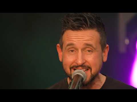 Electric Circus -  Dunnes Bar Carrick on Shannon