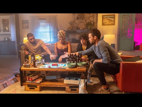 Tráiler en español de Gatlopp
