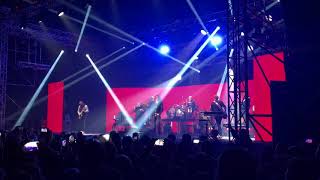 Hey - 2017.12.01 - Arena, Poznań, Poland - Schisophrenic Family/Wczesna Jesień (f.Titus)