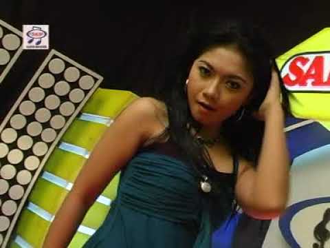 Ratna Antika - Hope And Sorrow (Official Music Video)