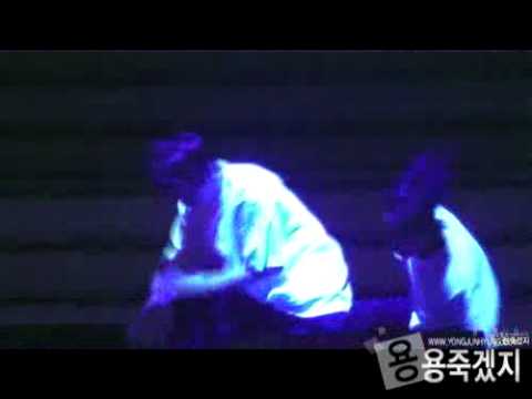 [FANCAM] 110218 Junhyung w/ Prepix @ Welcome Back to BEAST Airline #1