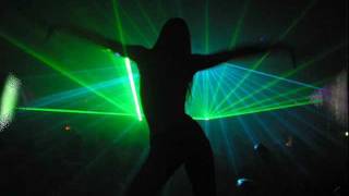 Pretty rave girl- IamX-ray