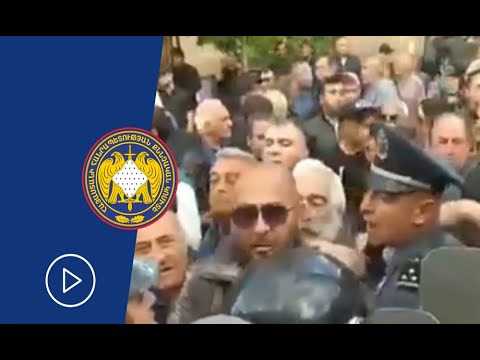 Detention within Criminal Case on Using Violence against Police Officer during Rally Organized by Political Opposition (video)