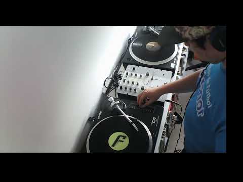 Dj XBoy - Tarde de vinileo (16-6-22)