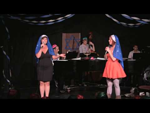 Graham-A-Rama XXIV - Just a Couple of Sisters