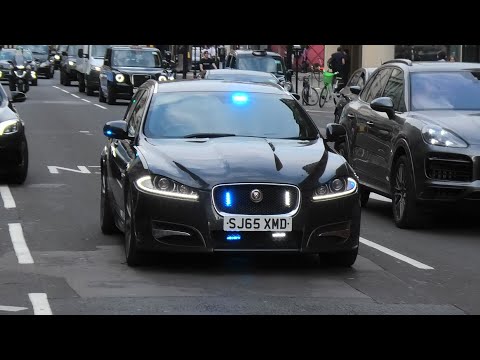Unmarked Jaguar & Range Rovers with sirens in London!