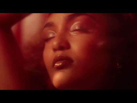 Candice - Joli Coeur ft. Tayc (Lyrics video)