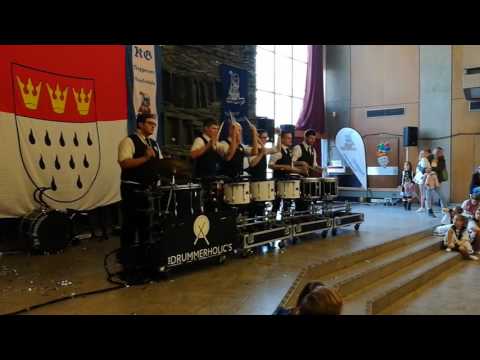 The Drummerholics beim Frühschoppen der Neppeser Naaksühle