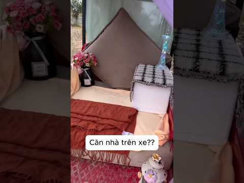 Cô gái biến chiếc xe thành ngôi nhà đi được
