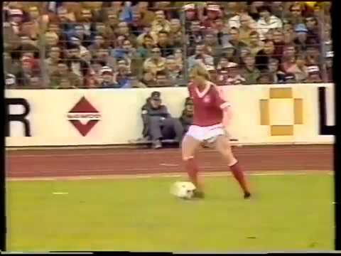 Hans Bongartz vs Eintracht Francoforte Finale DFB-Pokal 1980 1981